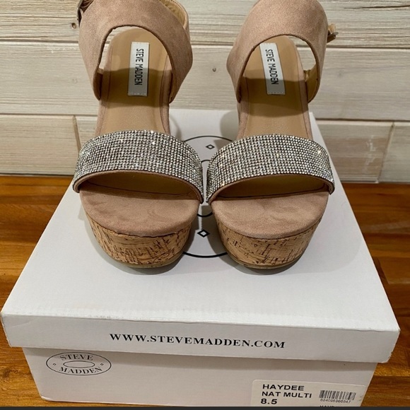 Steve Madden - Picture 2 of 4